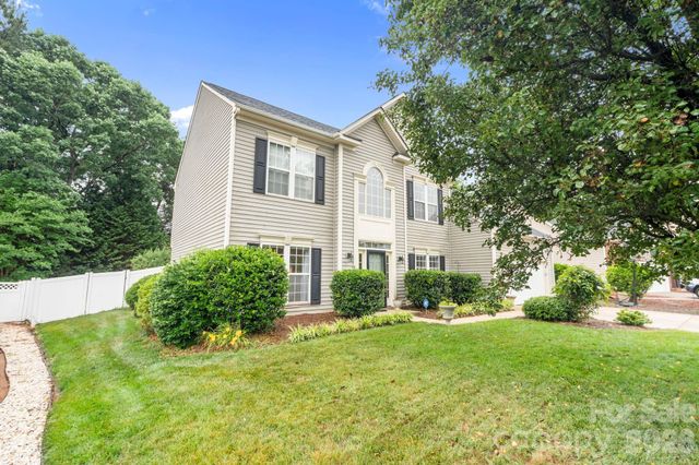 2435 Smith Cove Road, Denver, NC 28037