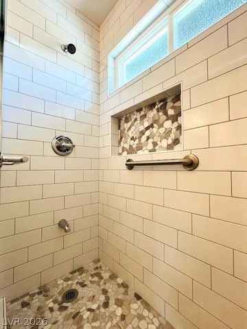 5688 Maceta Avenue, Las Vegas, NV 89103