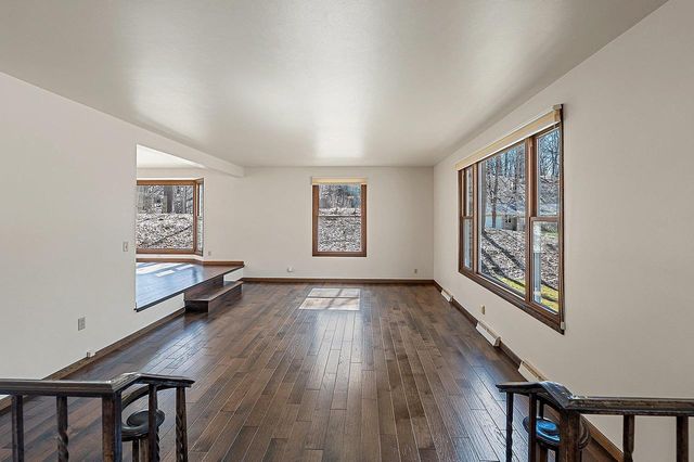 383 SWISS HILL DRIVE, Green Bay, WI 54302