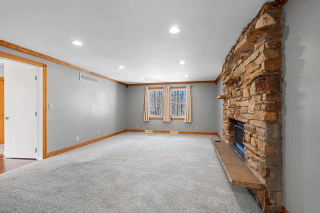 383 SWISS HILL DRIVE, Green Bay, WI 54302