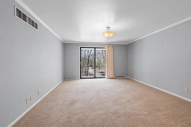 383 SWISS HILL DRIVE, Green Bay, WI 54302