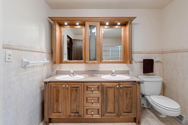 383 SWISS HILL DRIVE, Green Bay, WI 54302