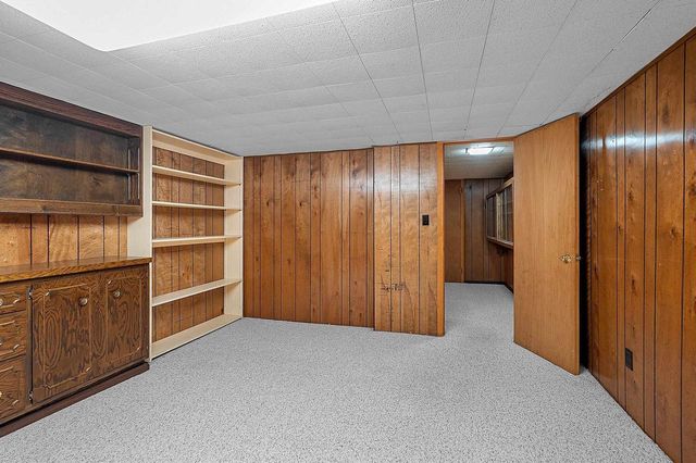 383 SWISS HILL DRIVE, Green Bay, WI 54302