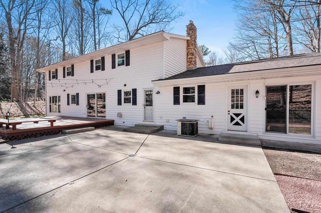 383 SWISS HILL DRIVE, Green Bay, WI 54302
