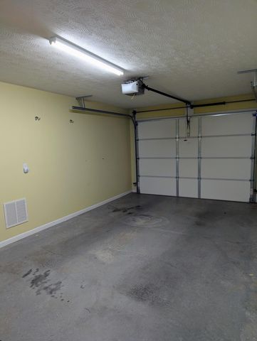 67 Leaflet Avenue, Somerset, KY 42503