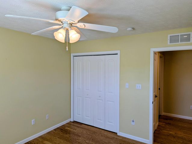 67 Leaflet Avenue, Somerset, KY 42503