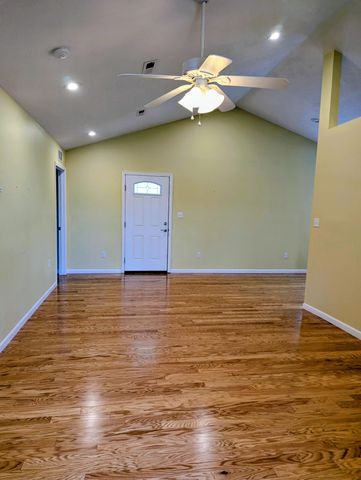 67 Leaflet Avenue, Somerset, KY 42503