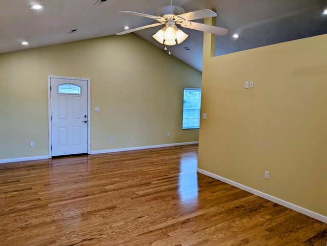 67 Leaflet Avenue, Somerset, KY 42503