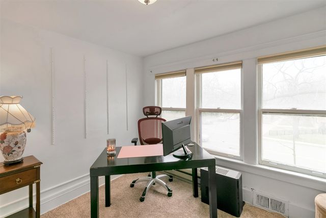 1123 W Huron Street, Ann Arbor, MI 48103