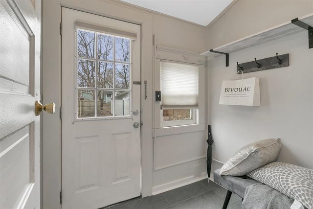1123 W Huron Street, Ann Arbor, MI 48103