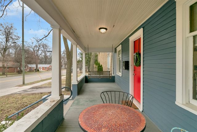 1123 W Huron Street, Ann Arbor, MI 48103