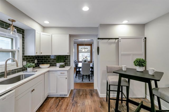 1123 W Huron Street, Ann Arbor, MI 48103