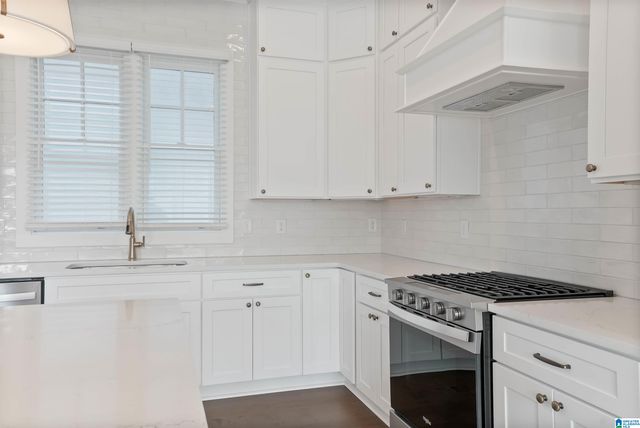 000537 PRESERVE WAY, Hoover, AL 35226