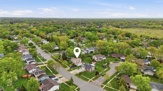 4065 Winston Drive, Hoffman Estates, IL 60192