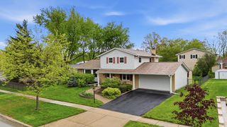 4065 Winston Drive, Hoffman Estates, IL 60192