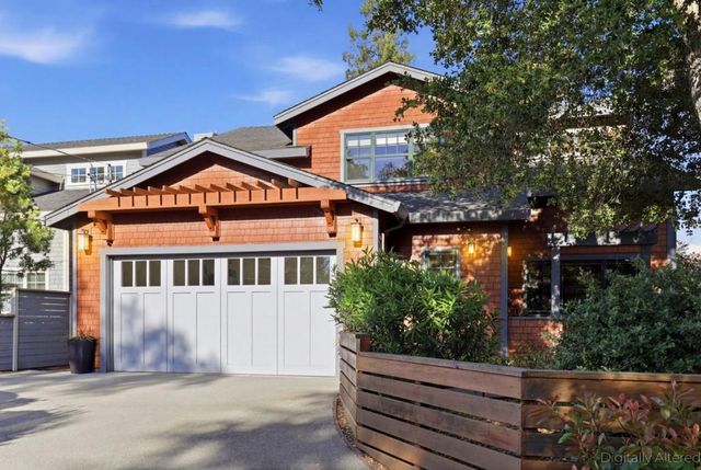 2067 Santa Cruz Avenue, Menlo Park, CA 94025
