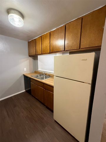 1714 Short Street D, Cleburne, TX 76033