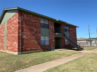 1714 Short Street D, Cleburne, TX 76033