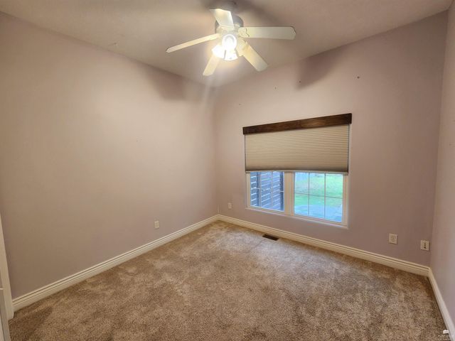 9094 Tonya Terrace, Manhattan, KS 66502