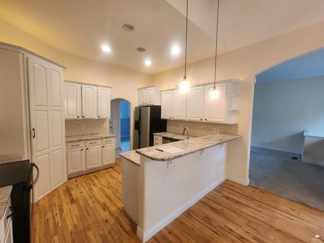 9094 Tonya Terrace, Manhattan, KS 66502
