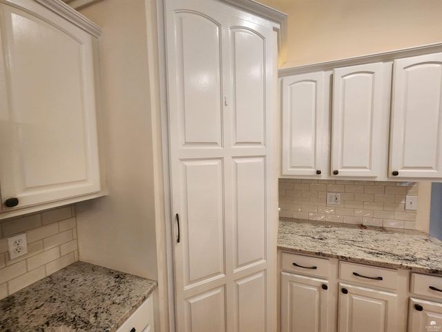 9094 Tonya Terrace, Manhattan, KS 66502