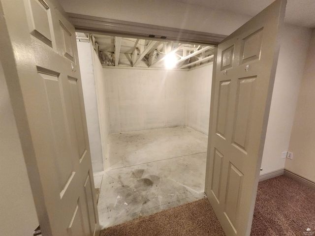 9094 Tonya Terrace, Manhattan, KS 66502