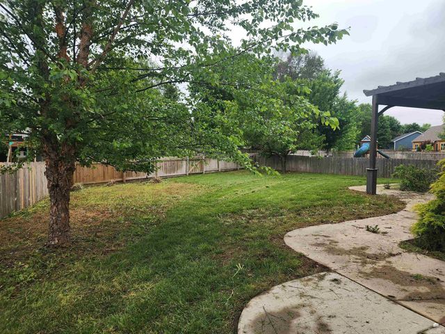 9094 Tonya Terrace, Manhattan, KS 66502