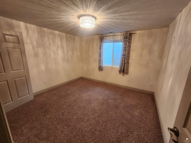 9094 Tonya Terrace, Manhattan, KS 66502
