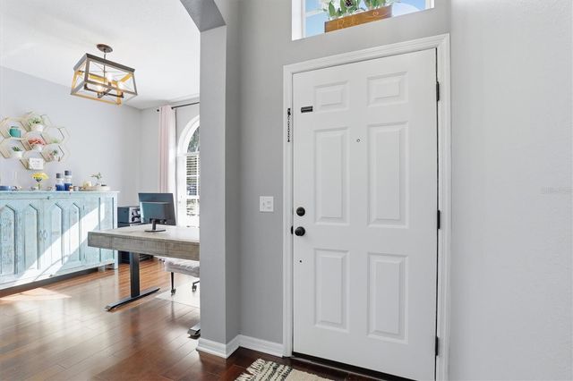 4617 WHISPERING PARK LANE, Tampa, FL 33614