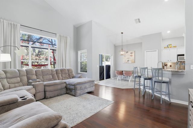 4617 WHISPERING PARK LANE, Tampa, FL 33614