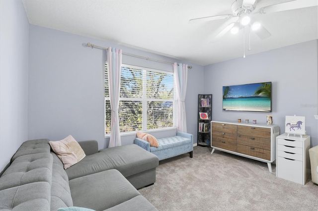 4617 WHISPERING PARK LANE, Tampa, FL 33614