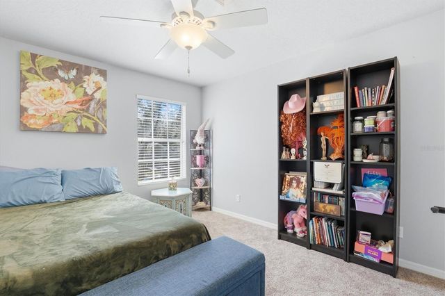 4617 WHISPERING PARK LANE, Tampa, FL 33614