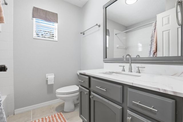 4617 WHISPERING PARK LANE, Tampa, FL 33614