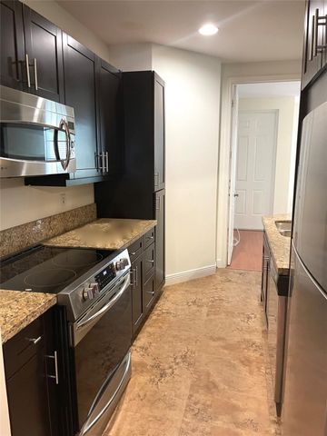 416 SW 14 AVE 416, Fort Lauderdale, FL 33312