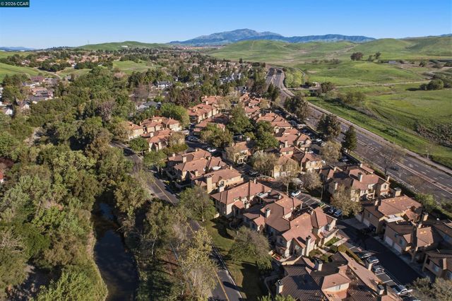 7674 Tuscany Dr, Dublin, CA 94568