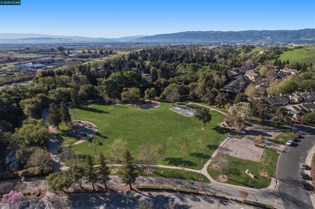 7674 Tuscany Dr, Dublin, CA 94568