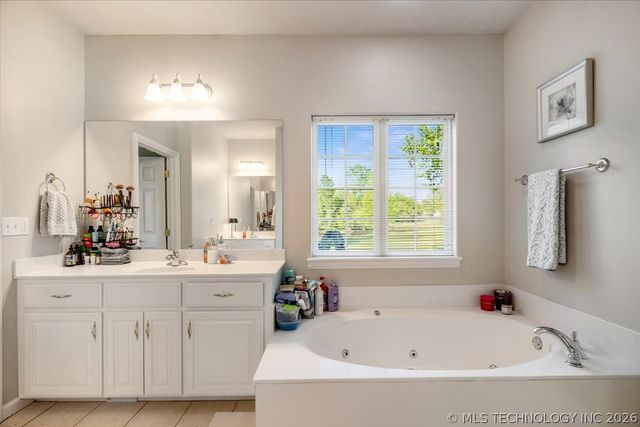 7603 E 534 Road, Claremore, OK 74019