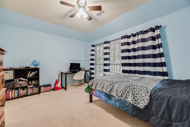 208 Stanford Court, Heath, TX 75032