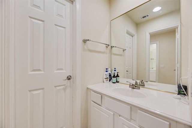 208 Stanford Court, Heath, TX 75032