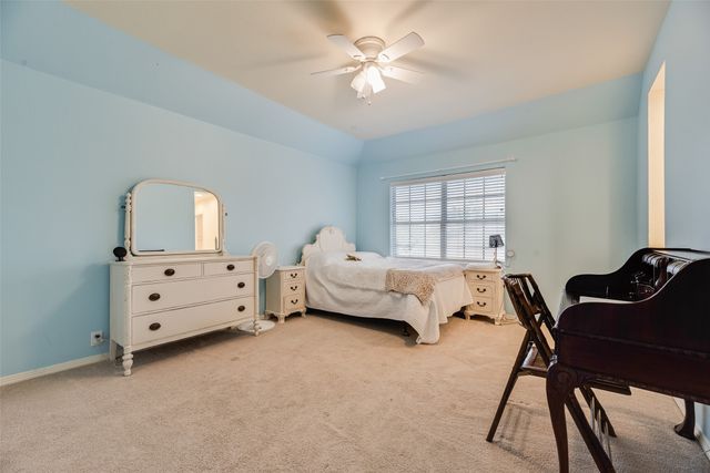 208 Stanford Court, Heath, TX 75032