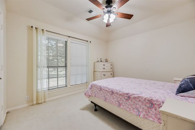 208 Stanford Court, Heath, TX 75032
