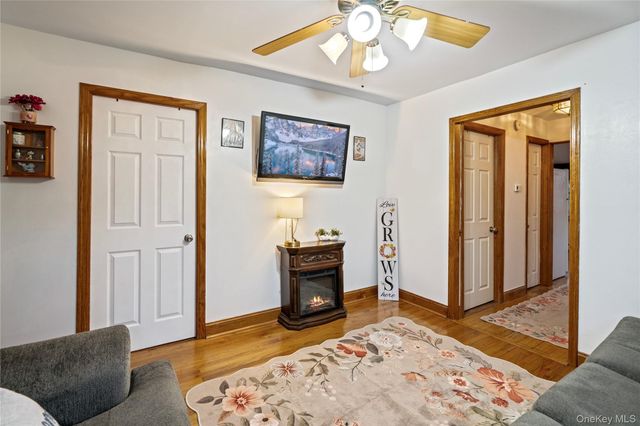 105 Lookout Drive, Sound Beach, NY 11789