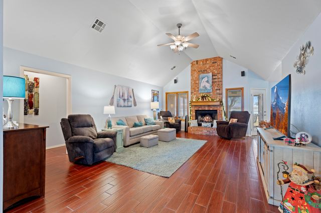 27204 S 125 Highway 9, Afton, OK 74331