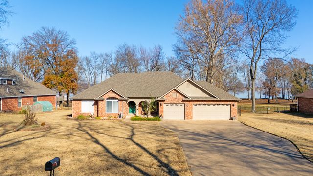 27204 S 125 Highway 9, Afton, OK 74331