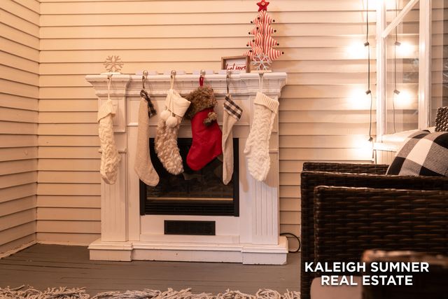 14849 16th Avenue, Marne, MI 49435