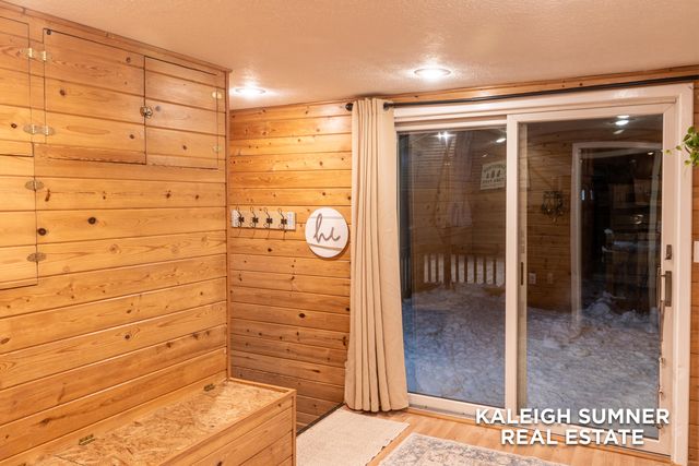 14849 16th Avenue, Marne, MI 49435