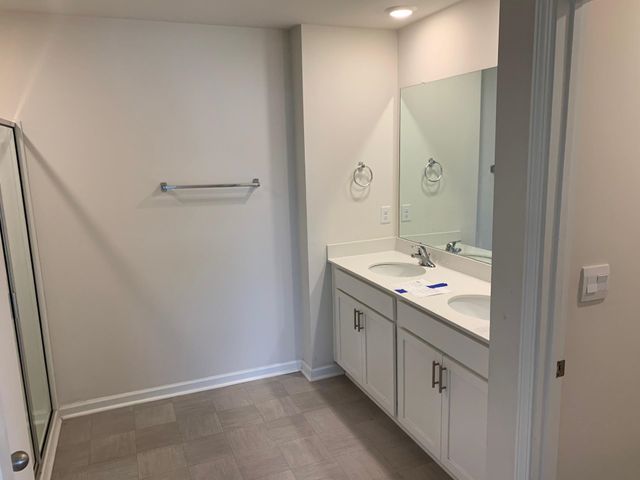 1308 Saddle, Roebuck, SC 29376