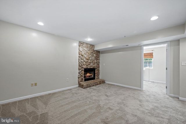 2 MAINSAIL CT, Baltimore, MD 21220