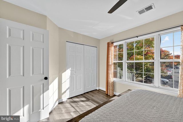 13486 GROUSERUN LN, Bristow, VA 20136