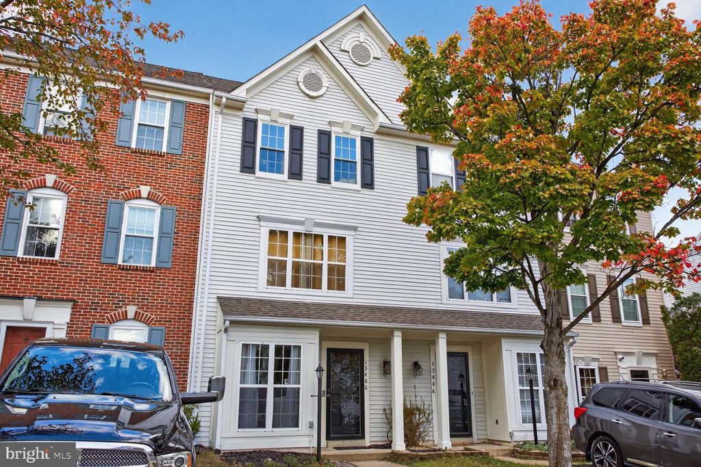 13486 GROUSERUN LN, Bristow, VA 20136